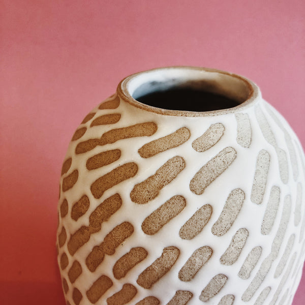 PATTERN-WORK IN POTTERY GLAZING WORKSHOP | August 10 • 12-2pm