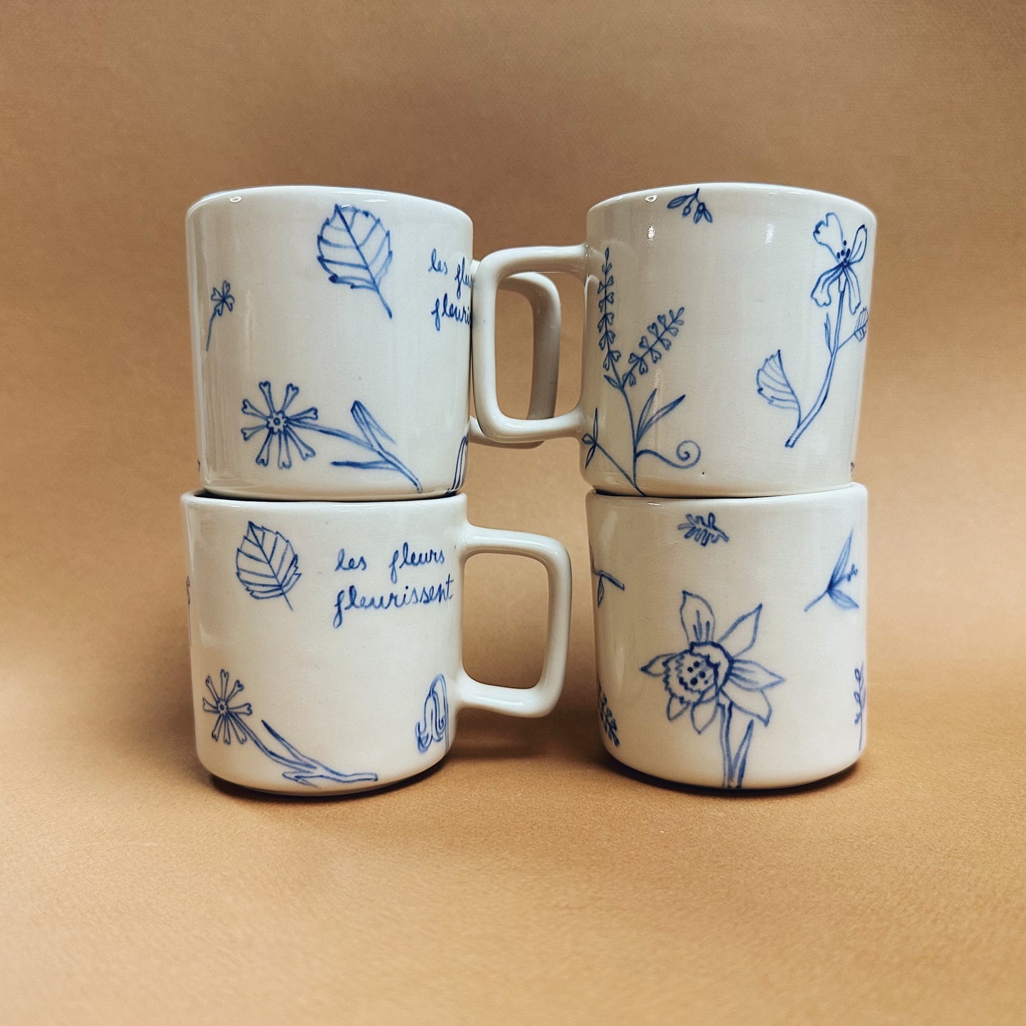 LES FLEURS FLEURISSENT HAND-PAINTED FLOWER MUG