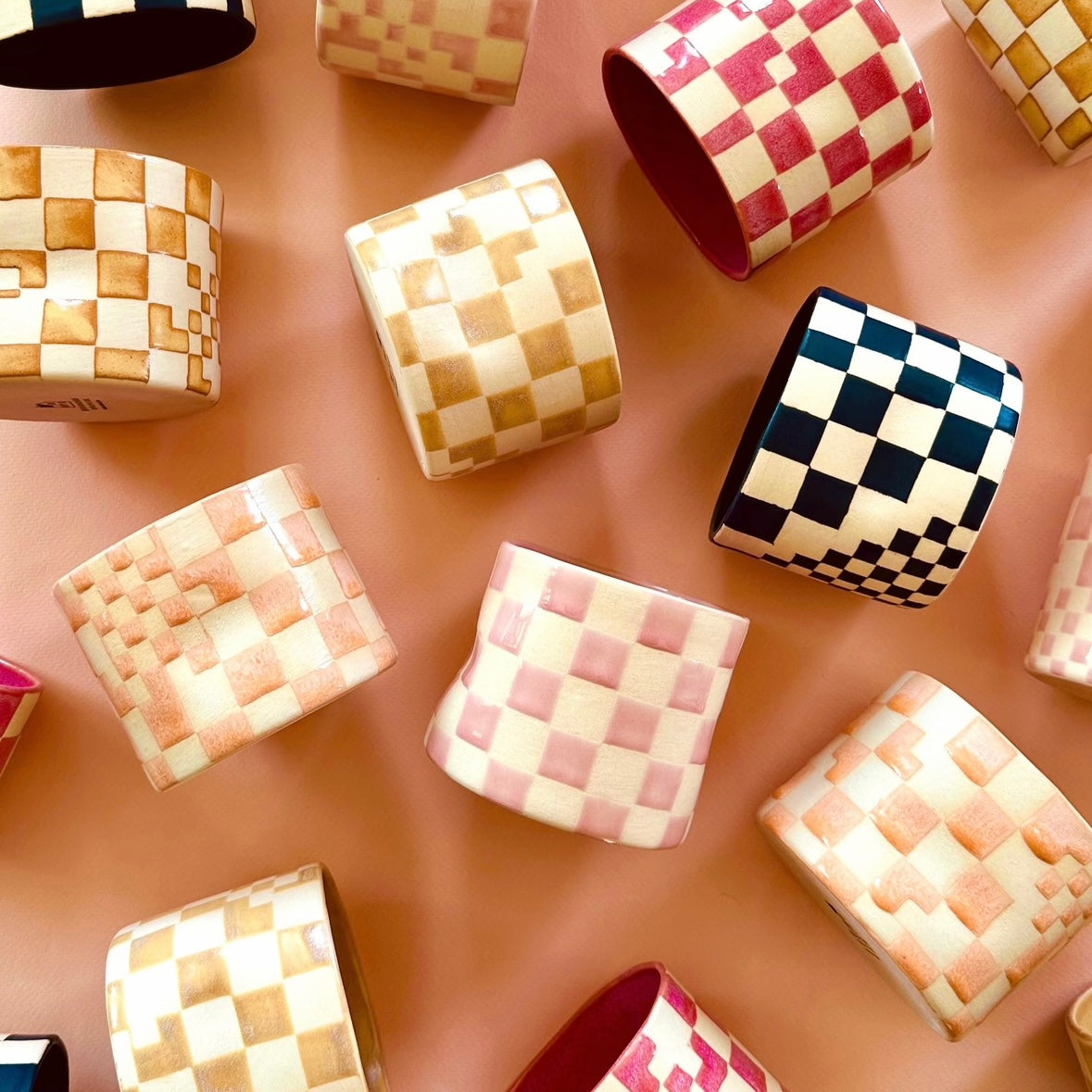 PRE-ORDER CHECKERED SQUEEZE MUG