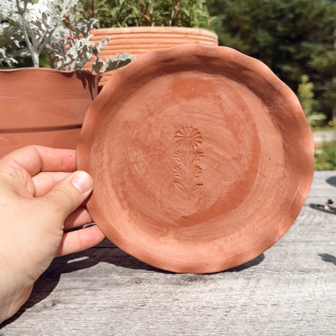 HANDMADE FRENCH MEDALLION TERRACOTTA POT