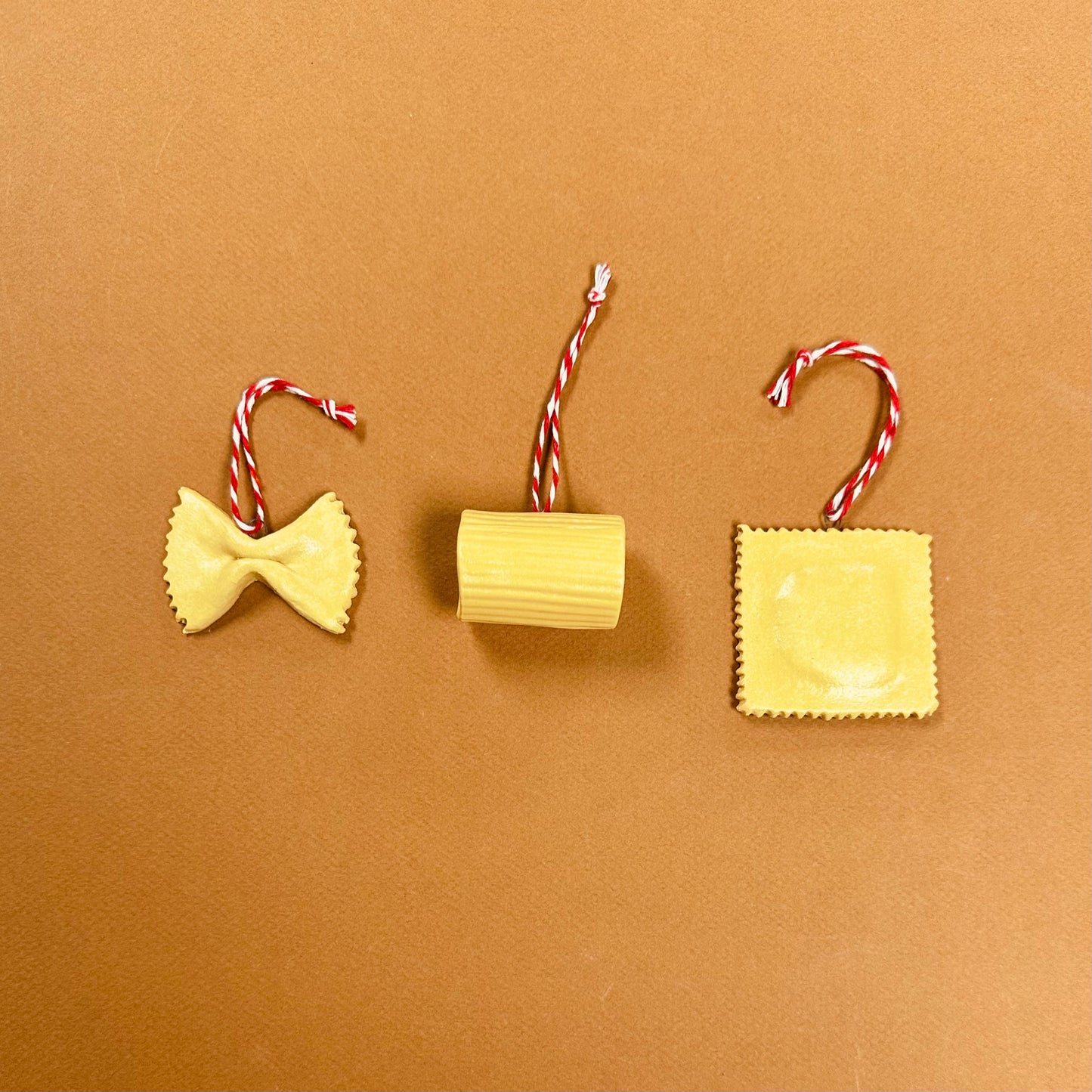 CERAMIC PASTA ORNAMENT
