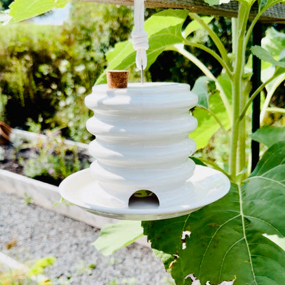 CERAMIC BIRD FEEDER