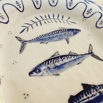 HAND-PAINTED HEIRLOOM PLATTER, TRINKET TRAYS & WIGGLE DISH