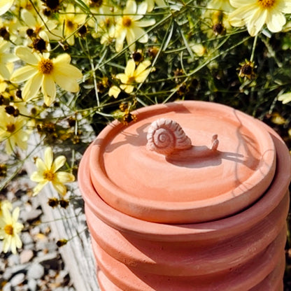 HANDMADE TERRACOTTA WATER OLLA WITH SNAIL LID