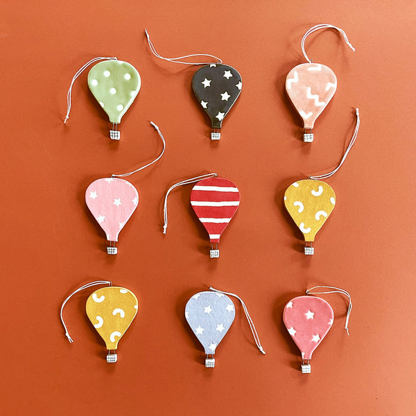 HOT AIR BALLOON ORNAMENT